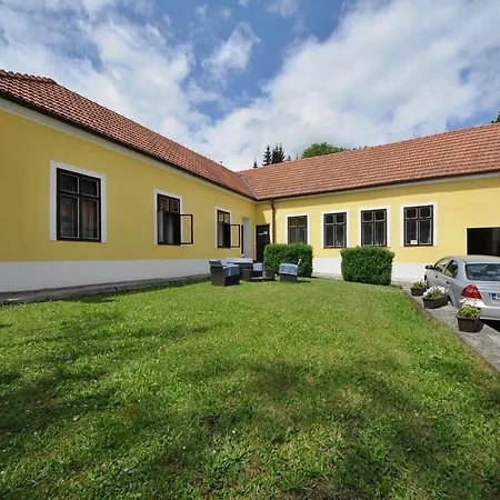 Kolbl 3* Чески-Крумлов